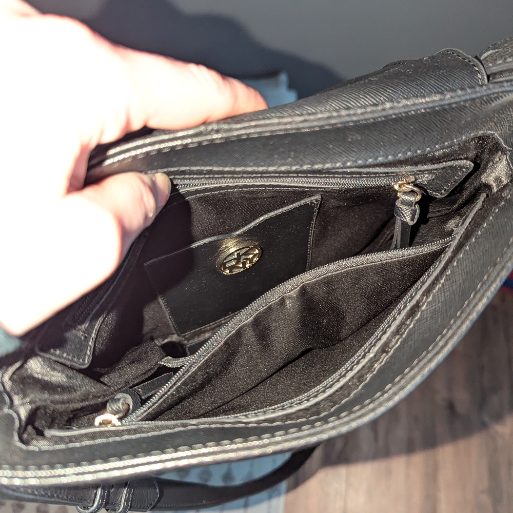DKNY Black Pebble Leather Crossbody Bag - Picture 6 of 7